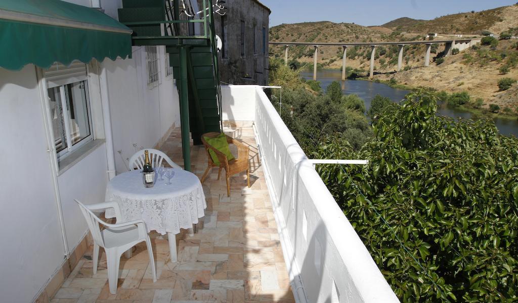 Alojamentos Oasis Mértola Rum bild